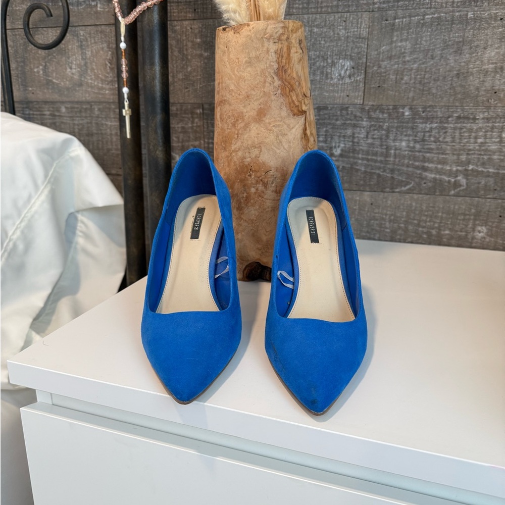 Forever 21 Vibrant Blue Pumps Heels (Size 8) - Picture 6 of 6